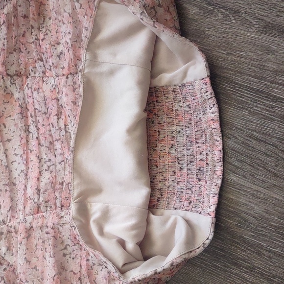 Puff Sleeve Cropped Blouse - Picture 4 of 6